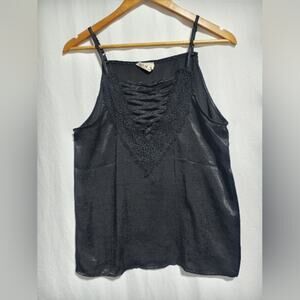 Lily Clothing Woman's Black Lace Strappy Tank Top Size Small